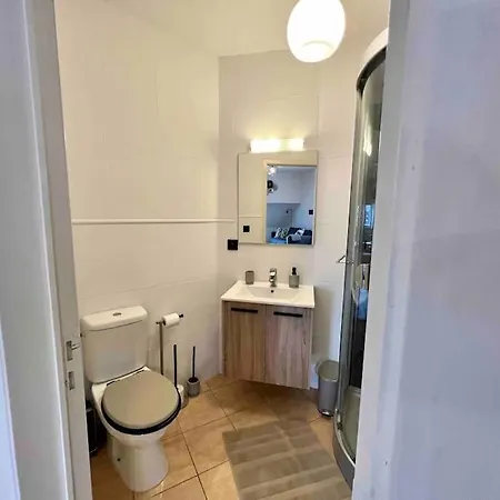 Le Neuvice - Place Du Marche, Quais, Bueren 아파트 *