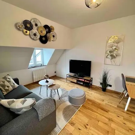 Le Neuvice - Place Du Marche, Quais, Bueren