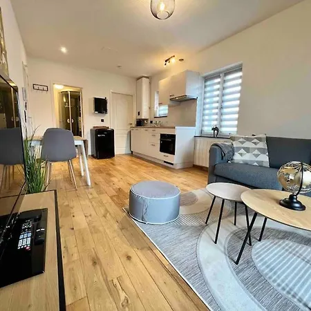 Le Neuvice - Place Du Marche, Quais, Bueren *